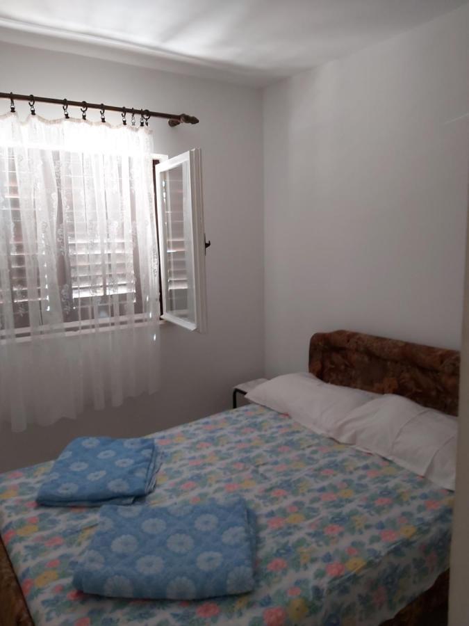 Apartment Miki Herceg Novi Szoba fotó