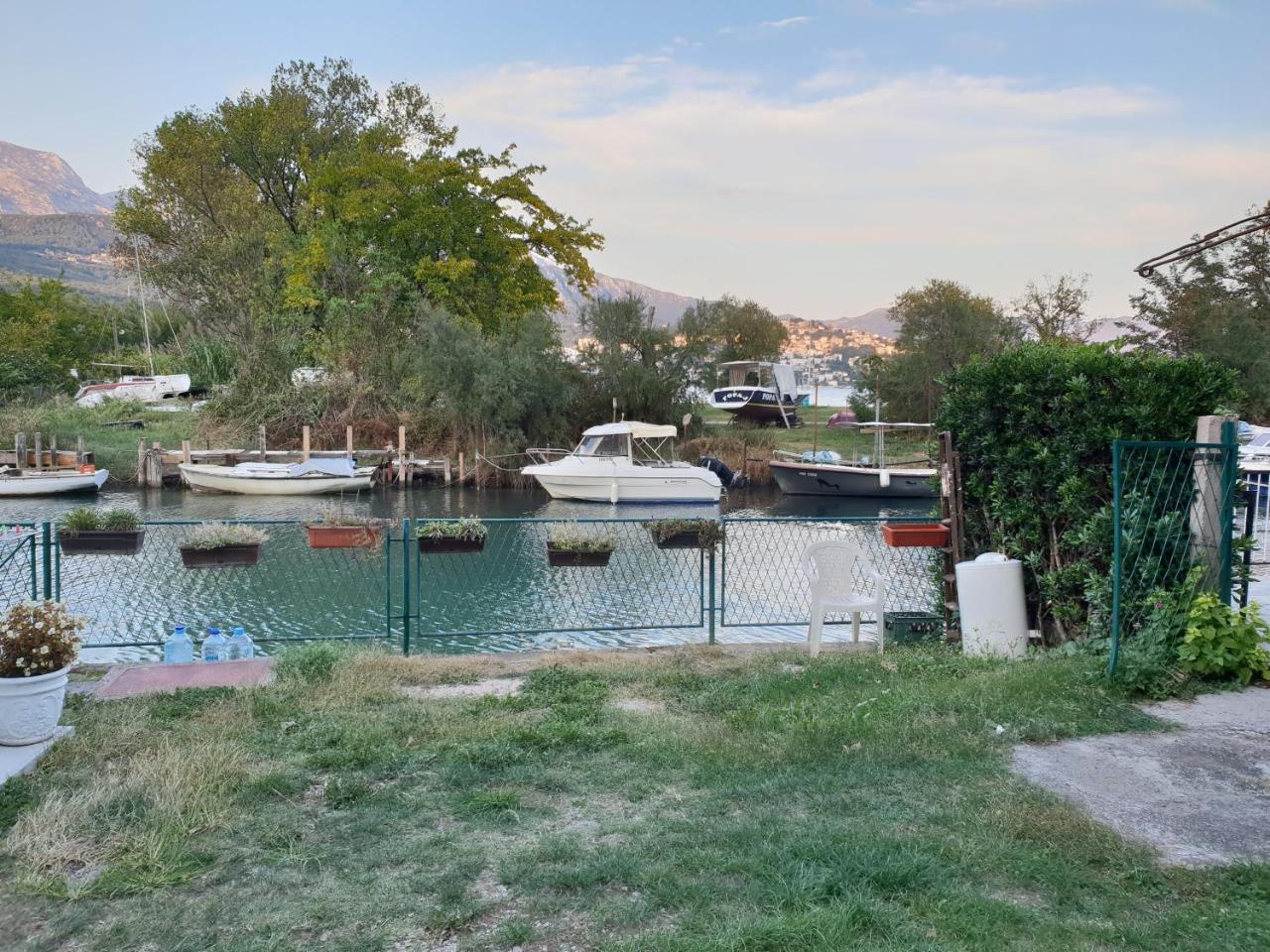 Apartment Miki Herceg Novi Kültér fotó