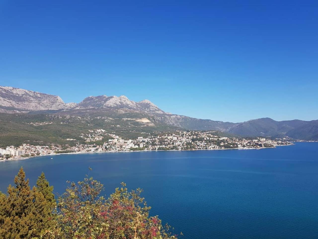 Apartment Miki Herceg Novi Kültér fotó